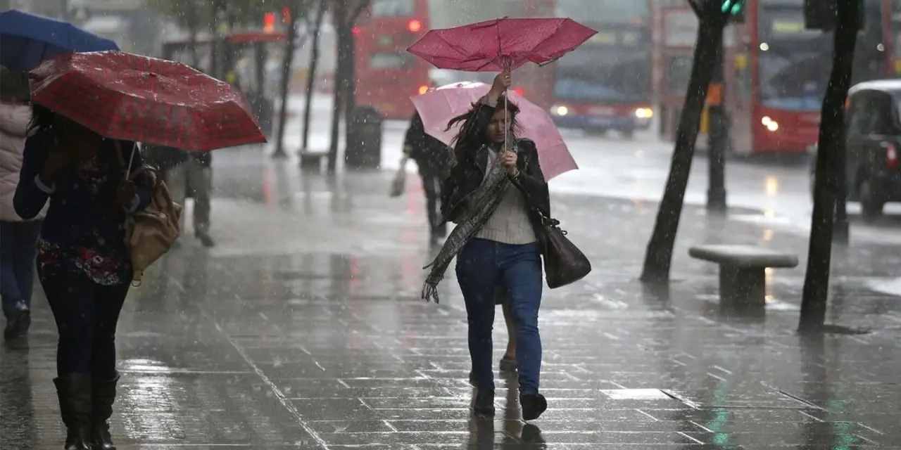 Meteoroloji Uzmanlarından 40 İl İçin Sarı Kodlu ve Kırmızı Kodlu Uyarı! AFAD'dan da Peş Peşe Uyarılar Gelmeye Devam Ediyor! - EnsonMedya