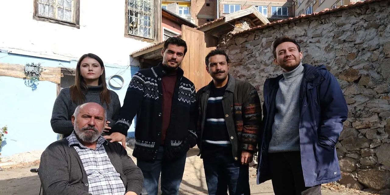 Gönül Dağı Dizisinin İki Yıllık Oyuncusu Diziye Veda Etti.. - EnsonMedya